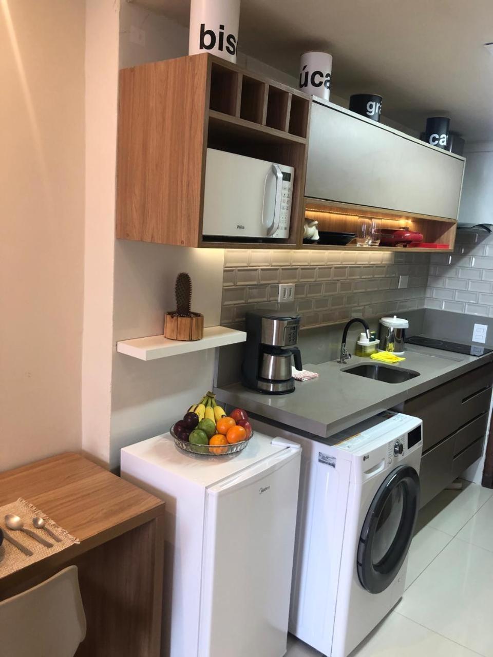 Oito Zero Um - Flat Sol Victoria Marina Apartment Салвадор Екстериор снимка